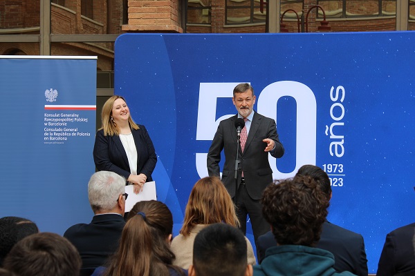 Exposició sobre Joan Pau II en fer-se 10 anys de la seva canonització
